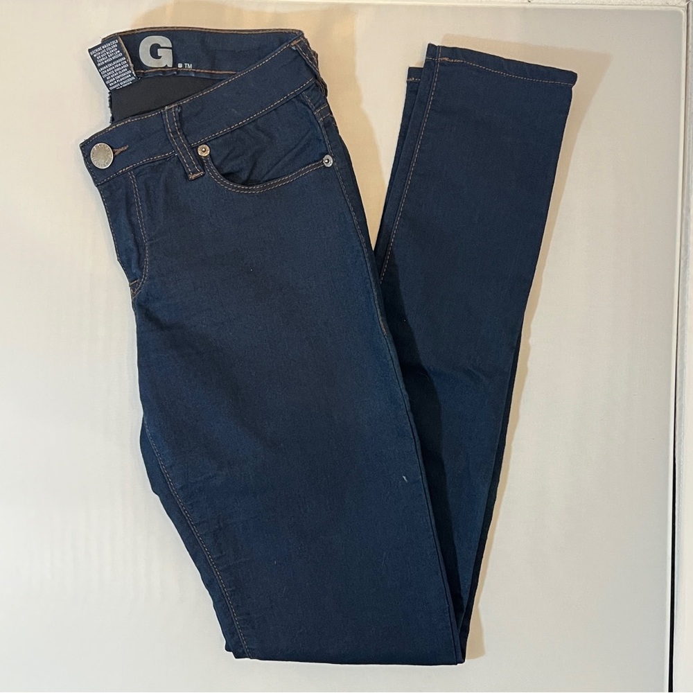 Women's Skinny Jeans in Dark Blue